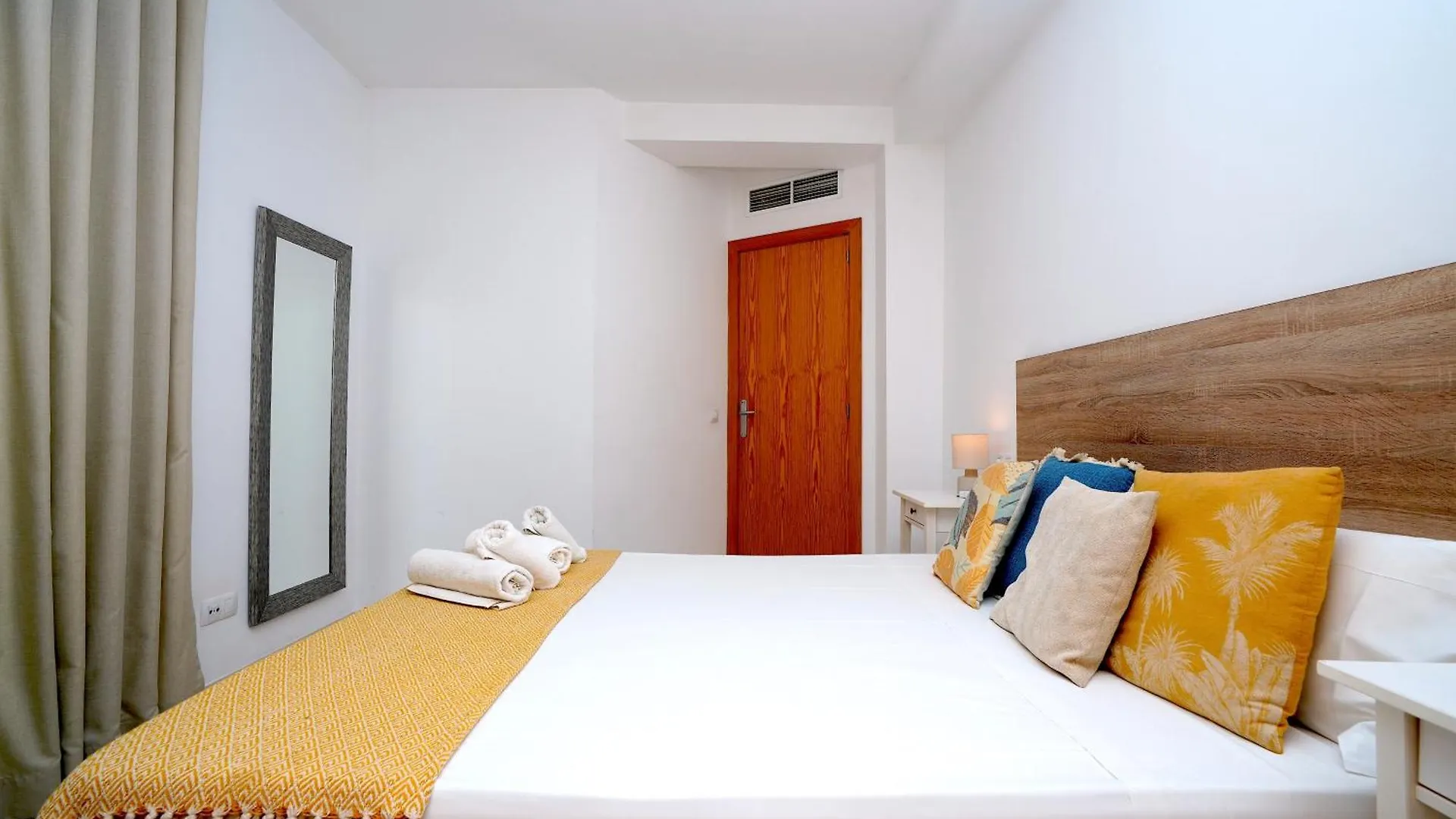 La Lonja Homes - Turismo De Interior Пальма-де-Майорка Апартаменты